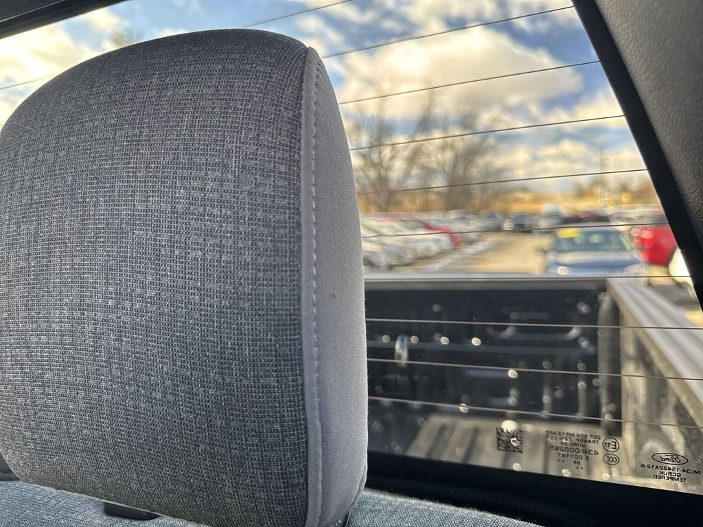 2025 Ford F-150 XLT photo 33
