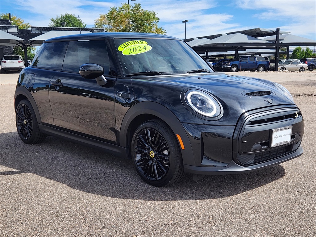 2024 Mini Cooper 2 Door Hardtop SE photo 4