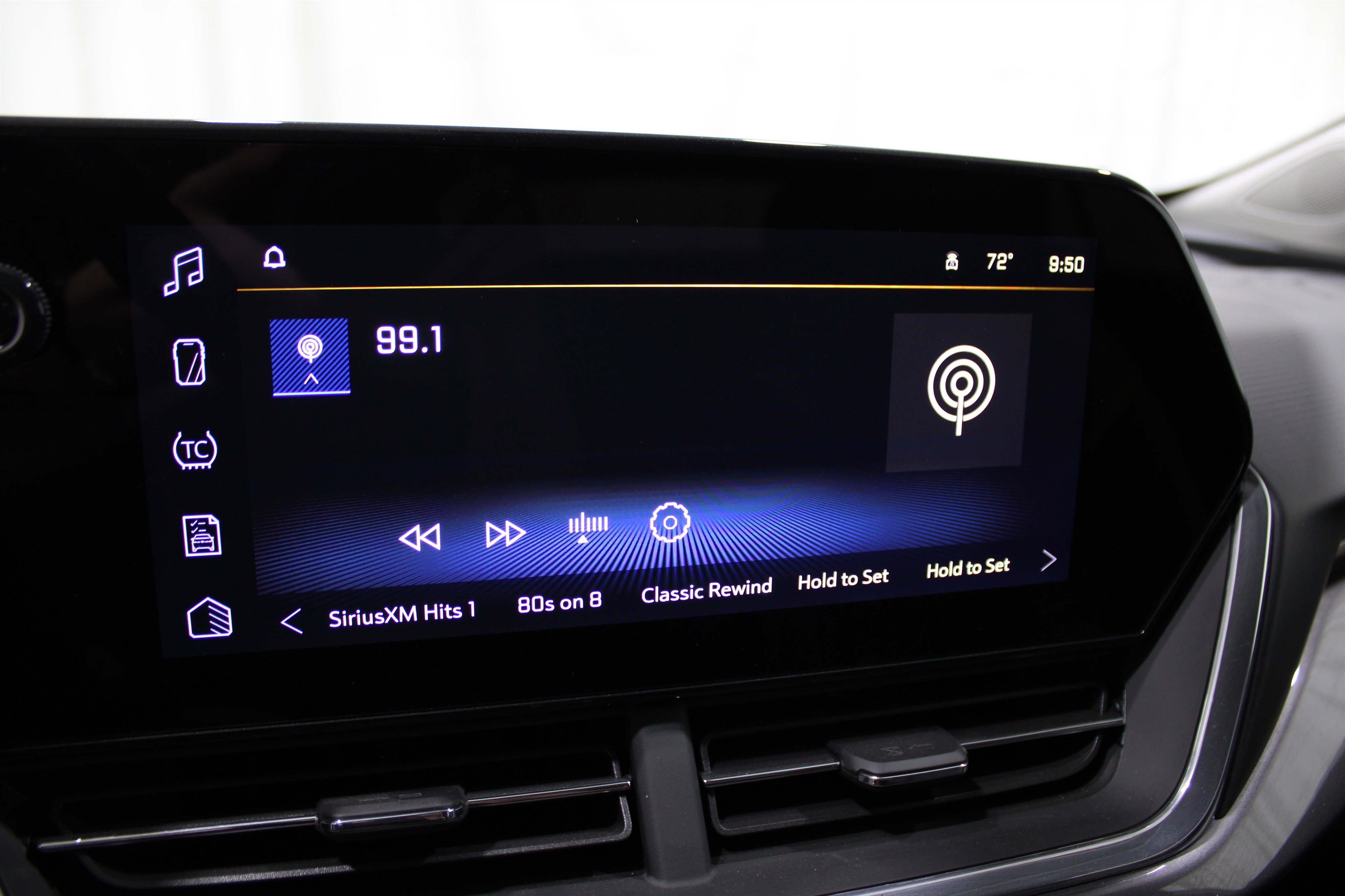 2025 Chevrolet Trax ACTIV photo 3
