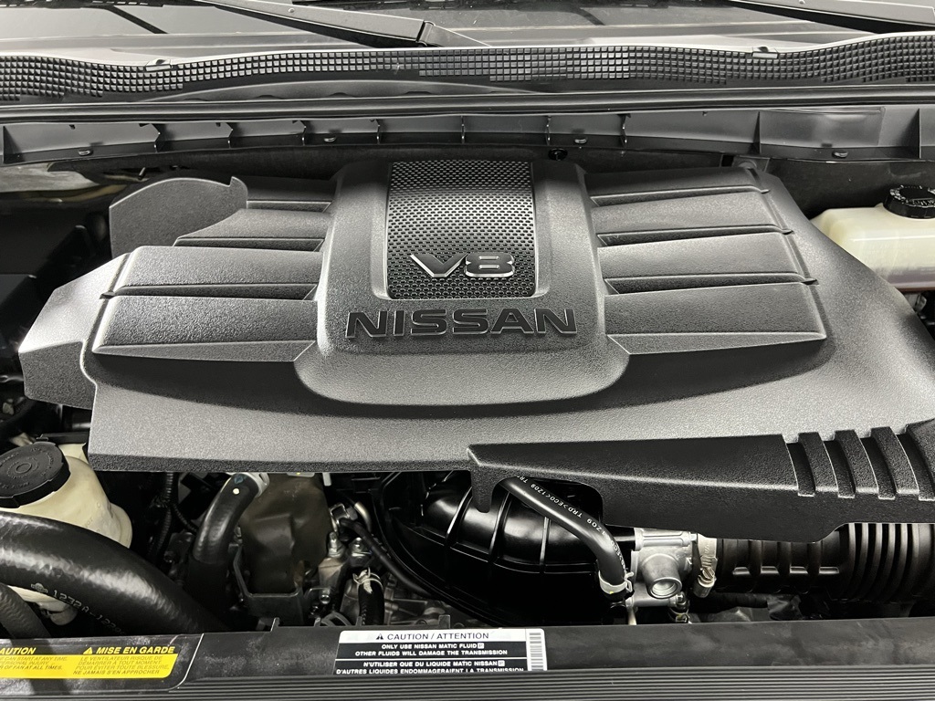 2023 Nissan Titan Platinum Reserve photo 31