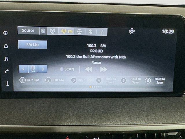 2025 Nissan Kicks SV photo 15