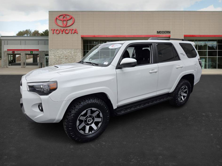 2023 Toyota 4Runner TRD Off-Road's photo
