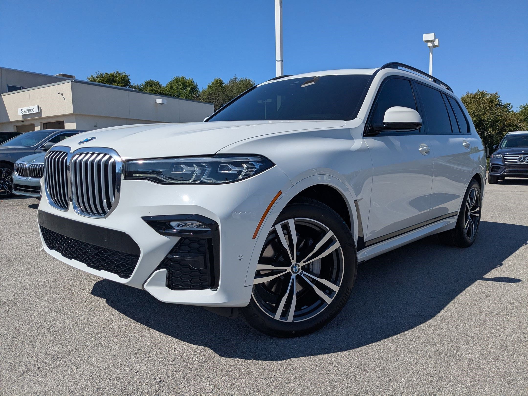 Pre-Owned 2022 BMW X7 xDrive40i