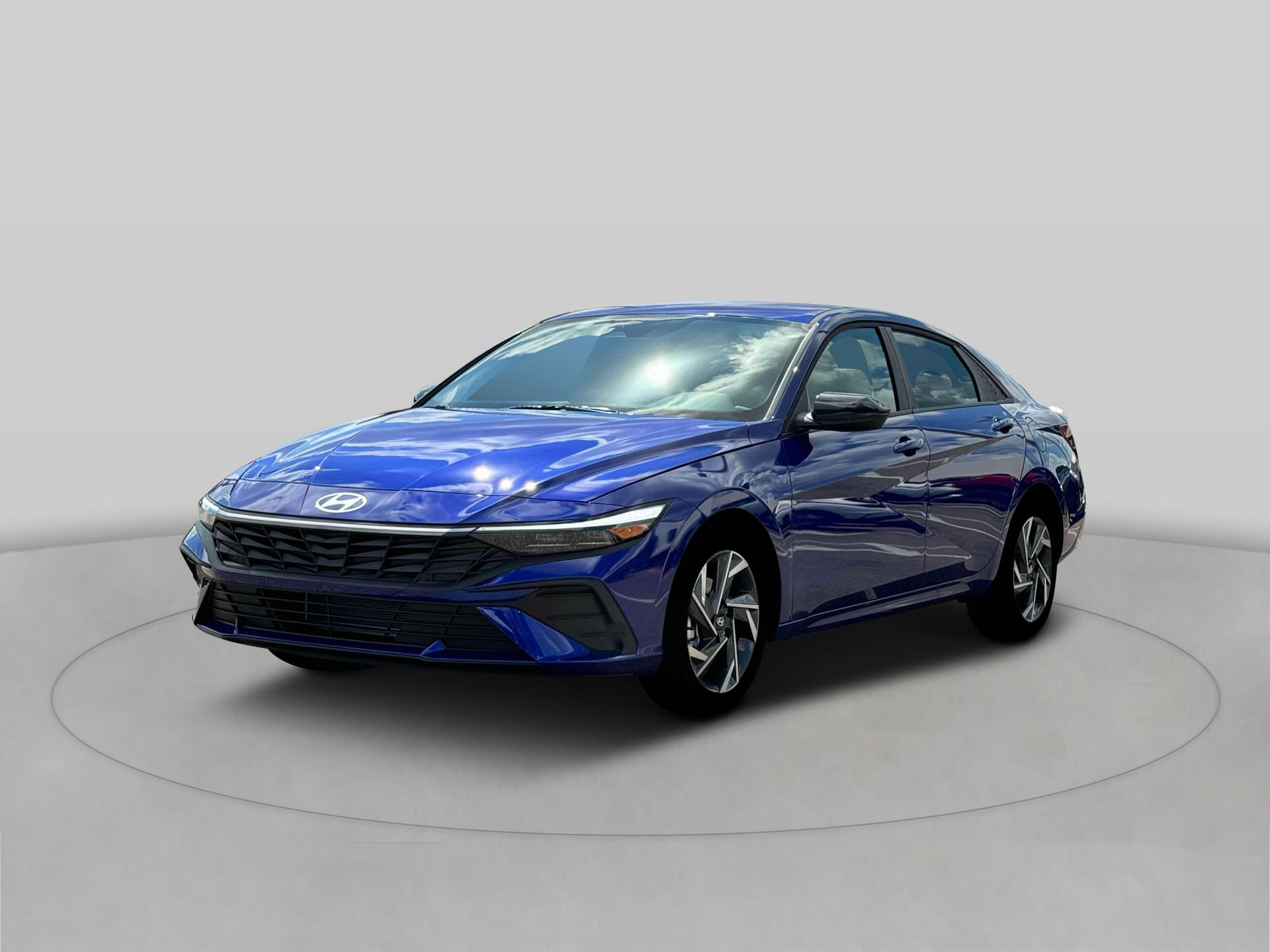 2025 Hyundai Elantra SEL's photo