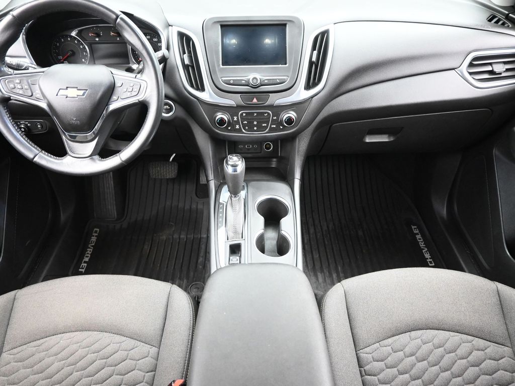 2020 Chevrolet Equinox LT photo 10