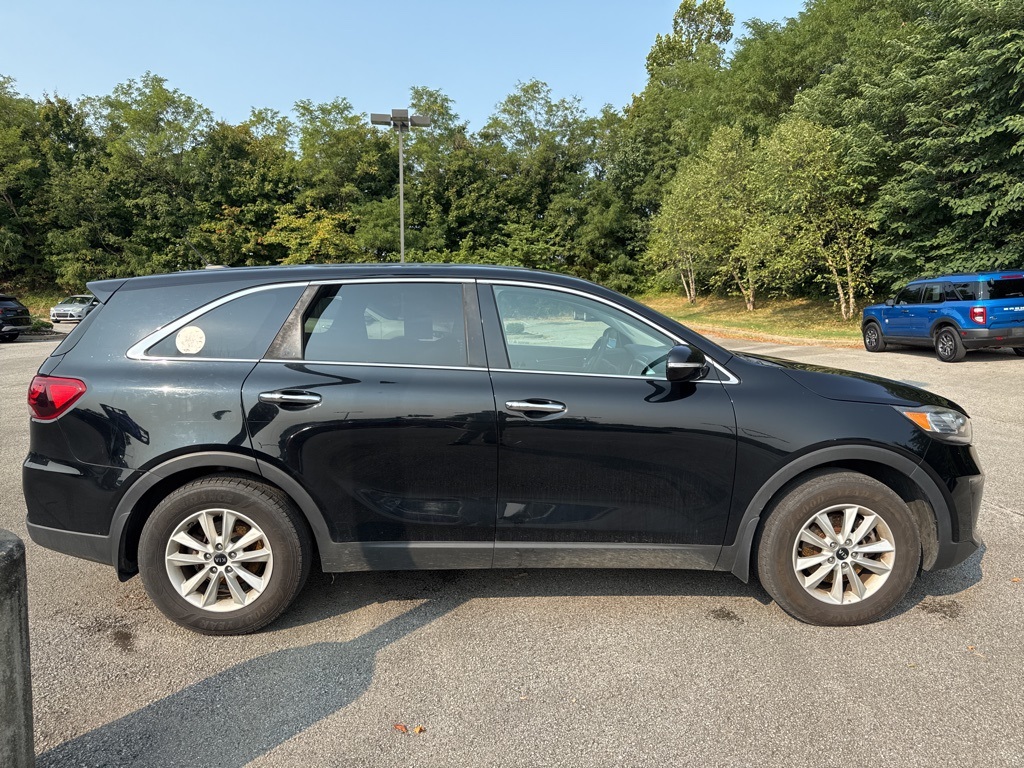 Used 2019 Kia Sorento L with VIN 5XYPG4A39KG578072 for sale in Elizabethtown, KY