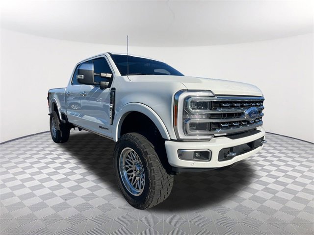 2023 Ford F-250 Platinum photo 3