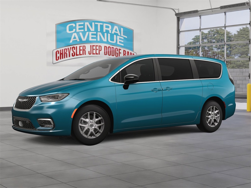 2025 Chrysler Pacifica photo 2