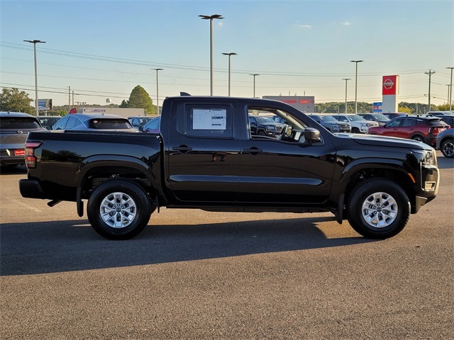 2026 Nissan Frontier S photo 2