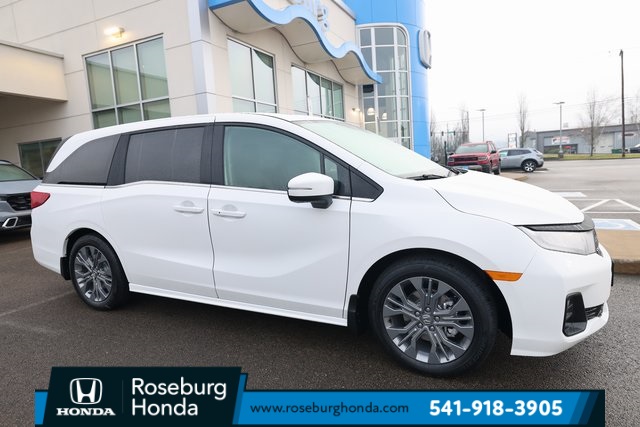 2026 Honda Odyssey Touring's photo