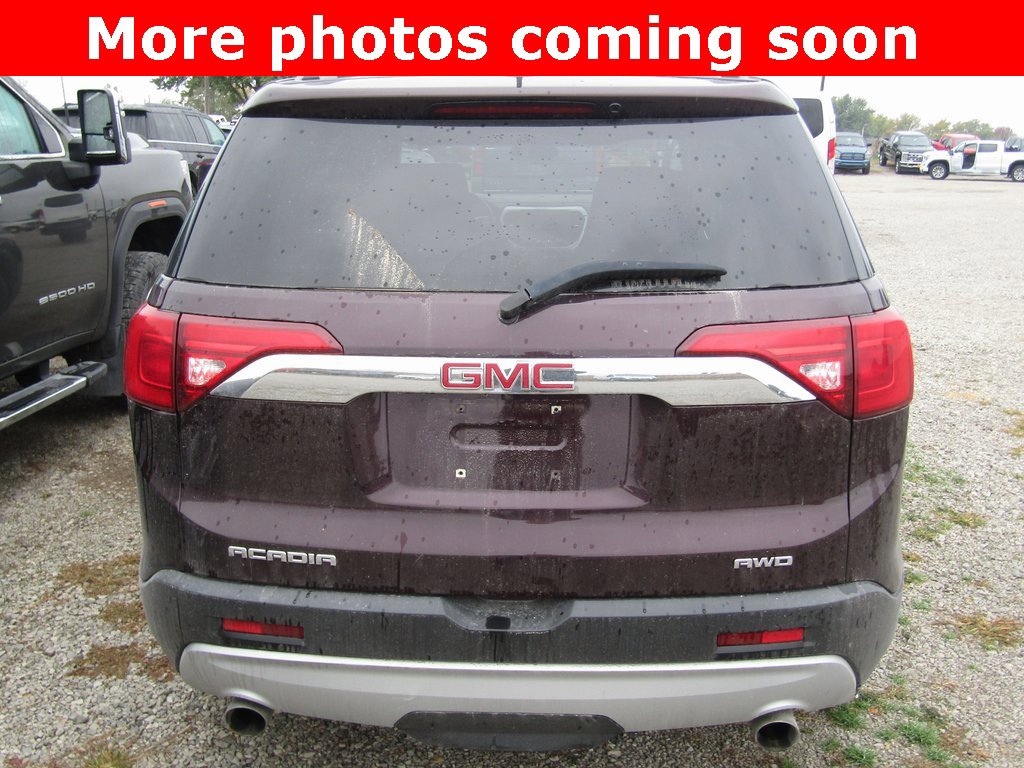 2017 Gmc Acadia SLE photo 4