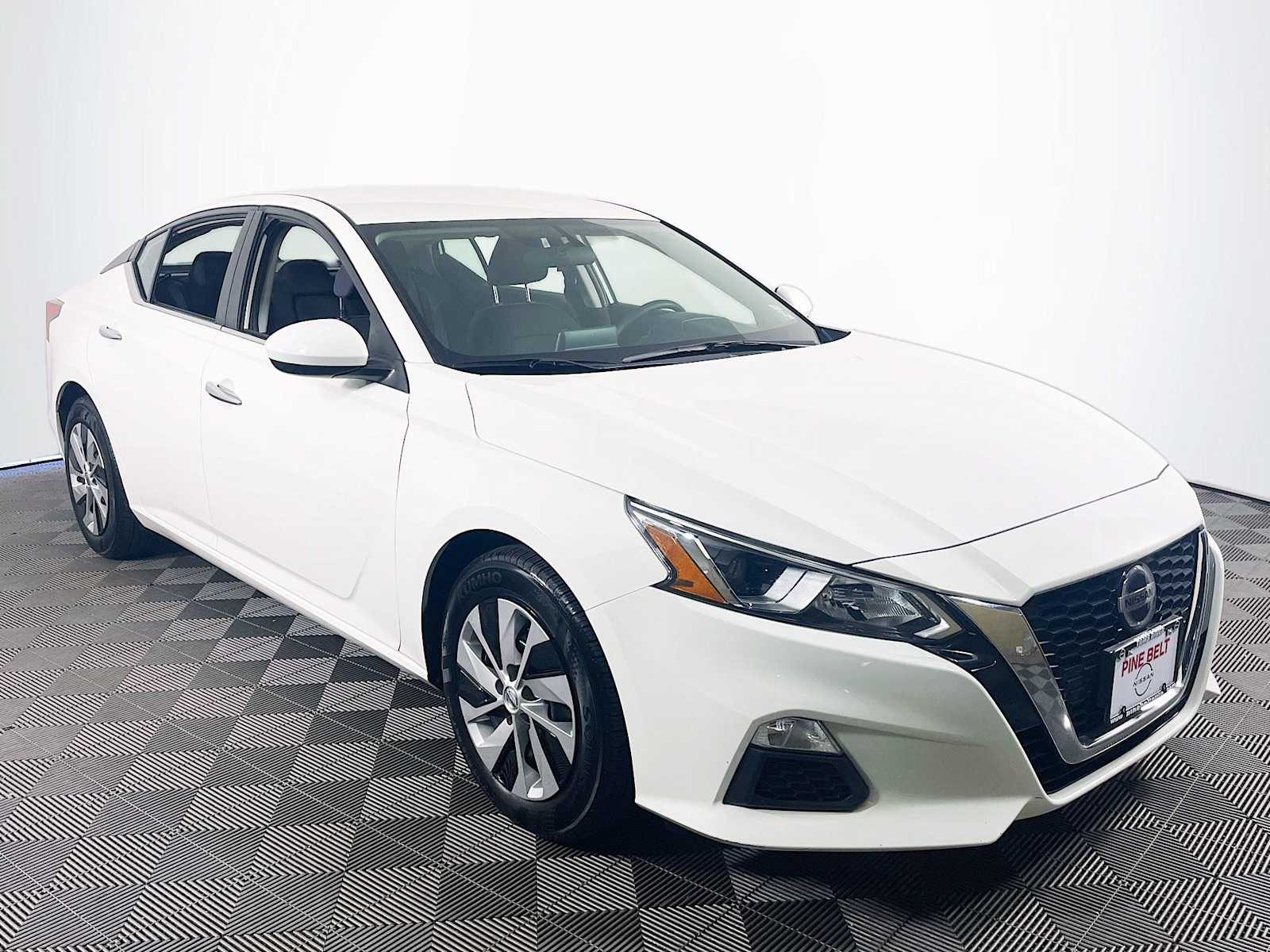 2020 Nissan Altima 2.5 S photo 3