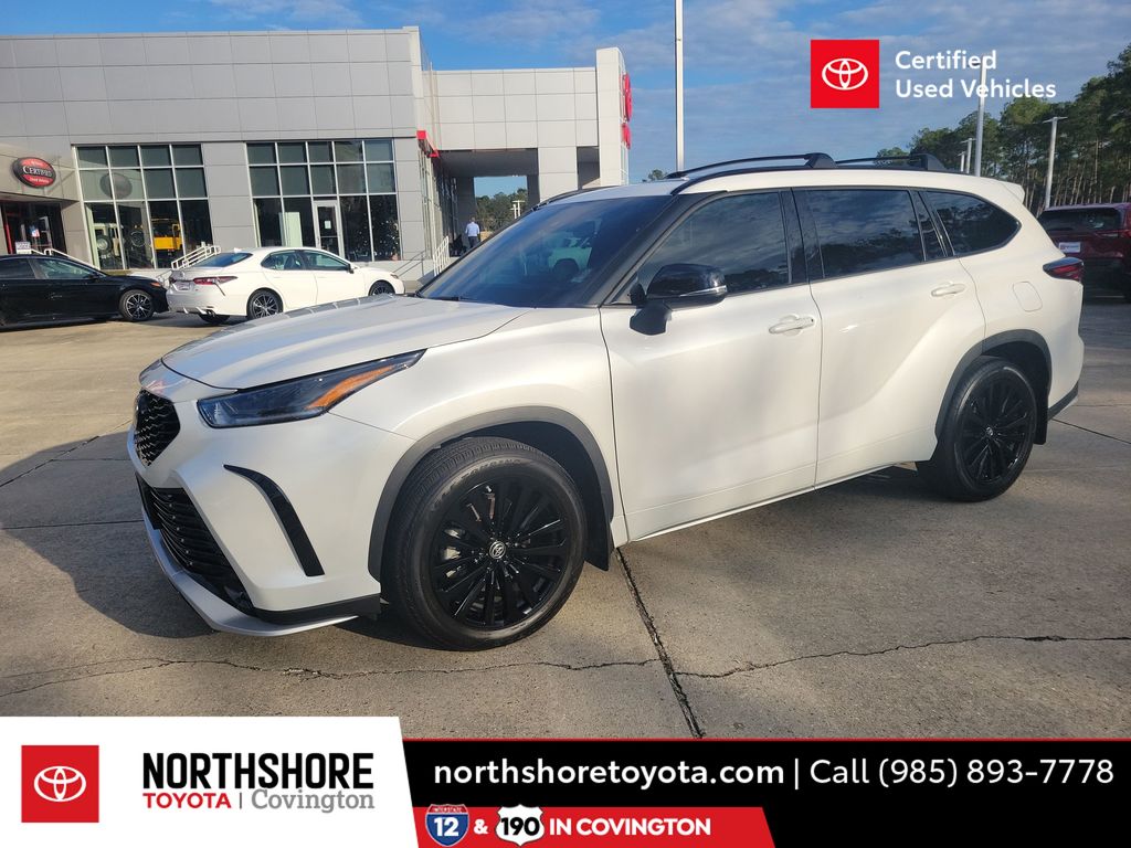 2024 Toyota Highlander XSE's photo