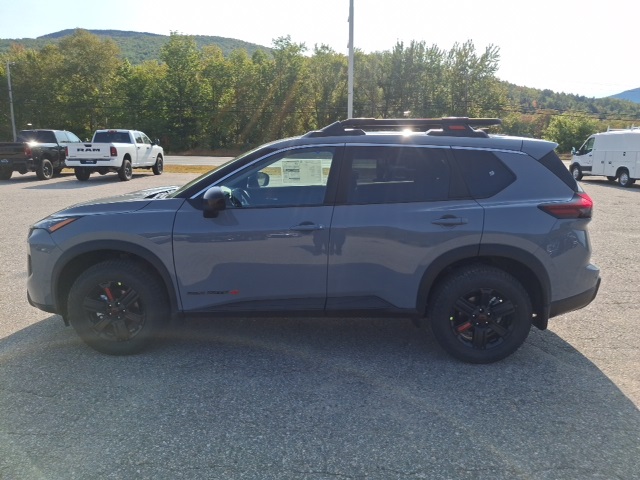 2026 Nissan Rogue SV photo 6