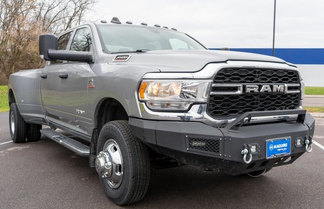 2022 Ram 3500 Tradesman photo 4