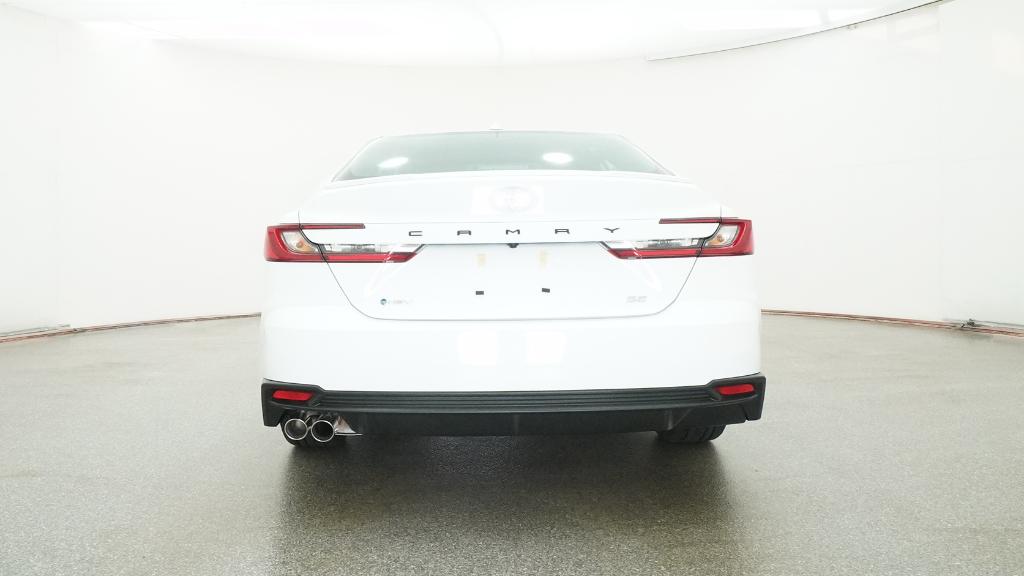 2025 Toyota Camry SE photo 17