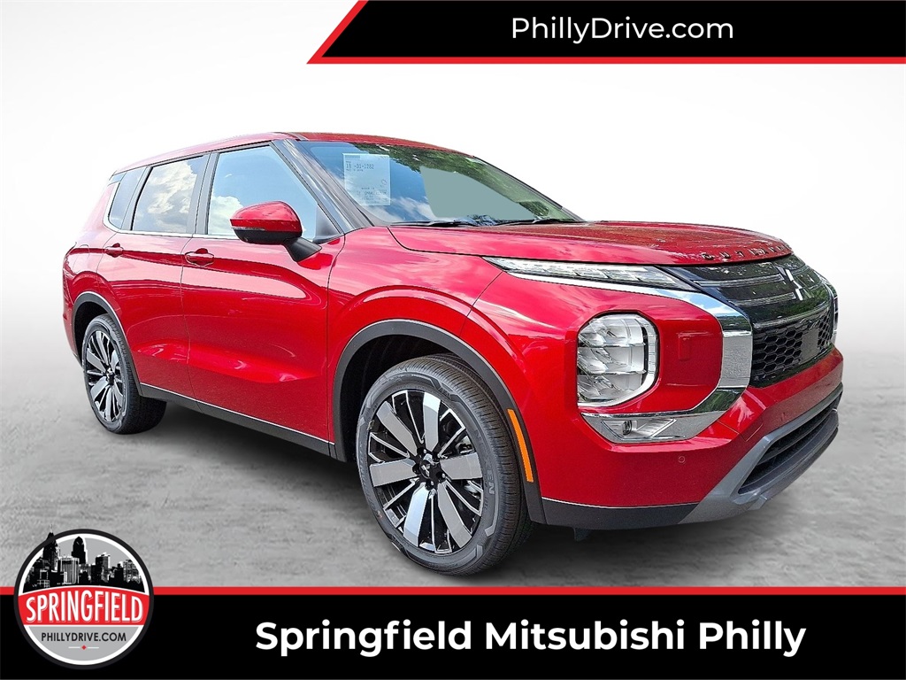 2025 Mitsubishi Outlander SE's photo