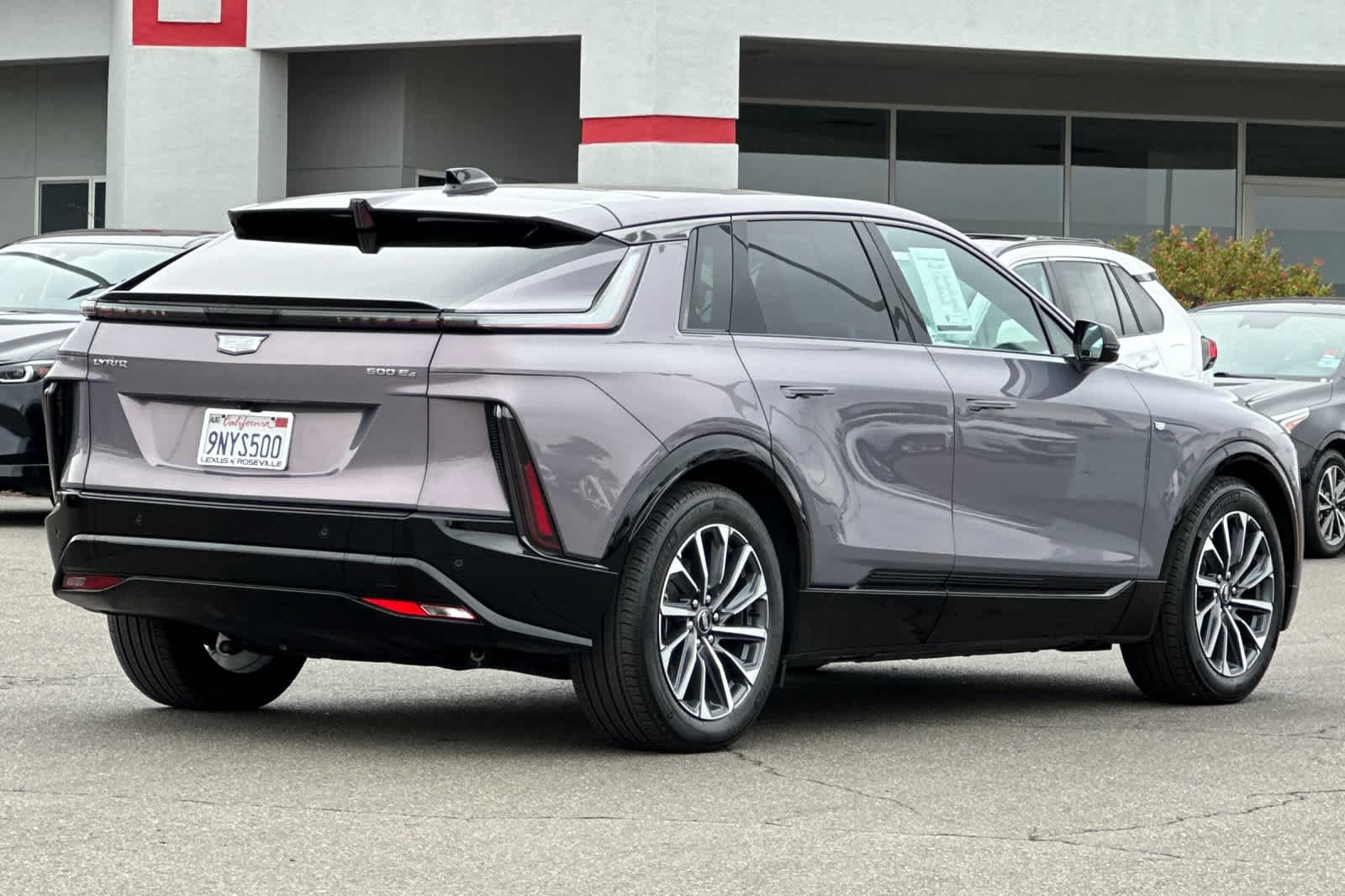 2024 Cadillac Lyriq Sport photo 2