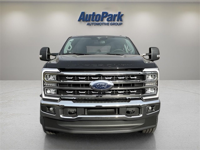 2026 Ford F-350 XLT photo 2