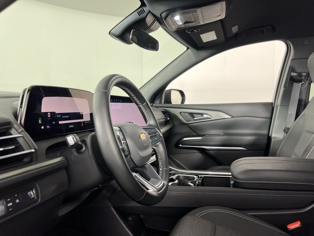 2025 Chevrolet Traverse 1LT photo 16