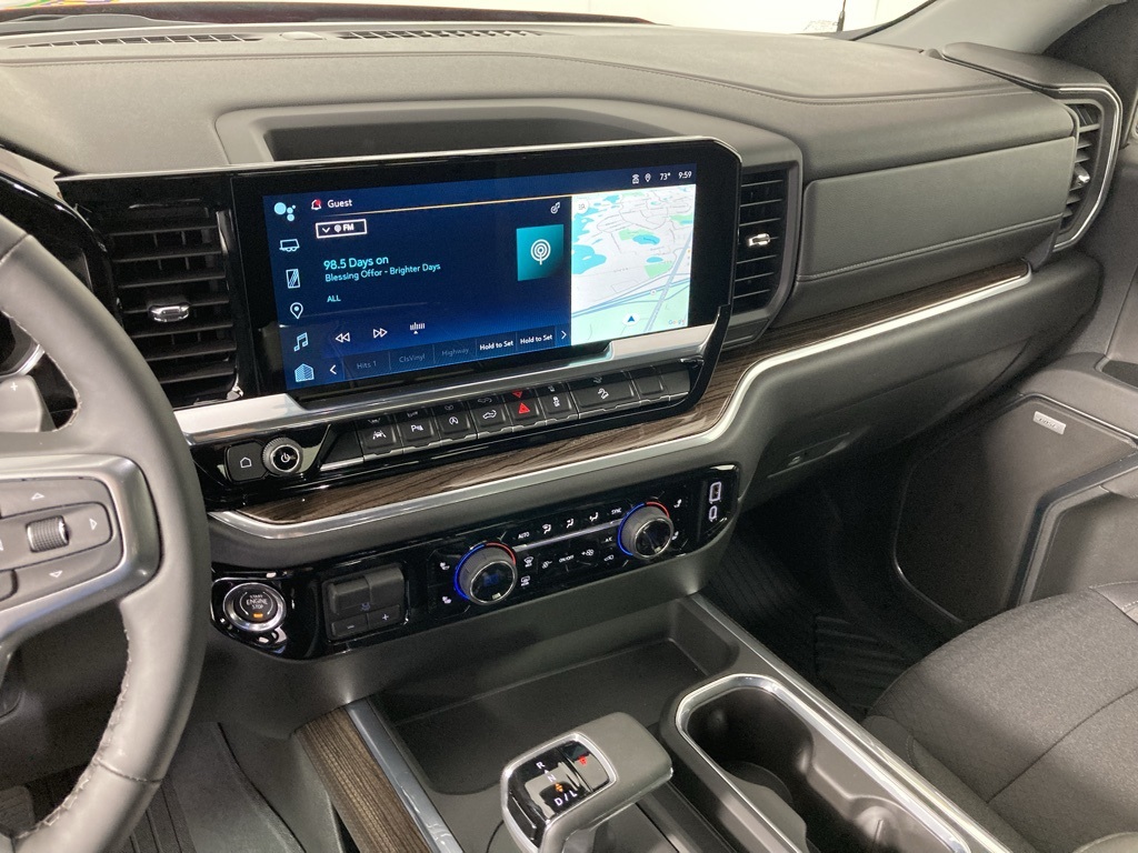 2026 Chevrolet Silverado 1500 RST photo 2
