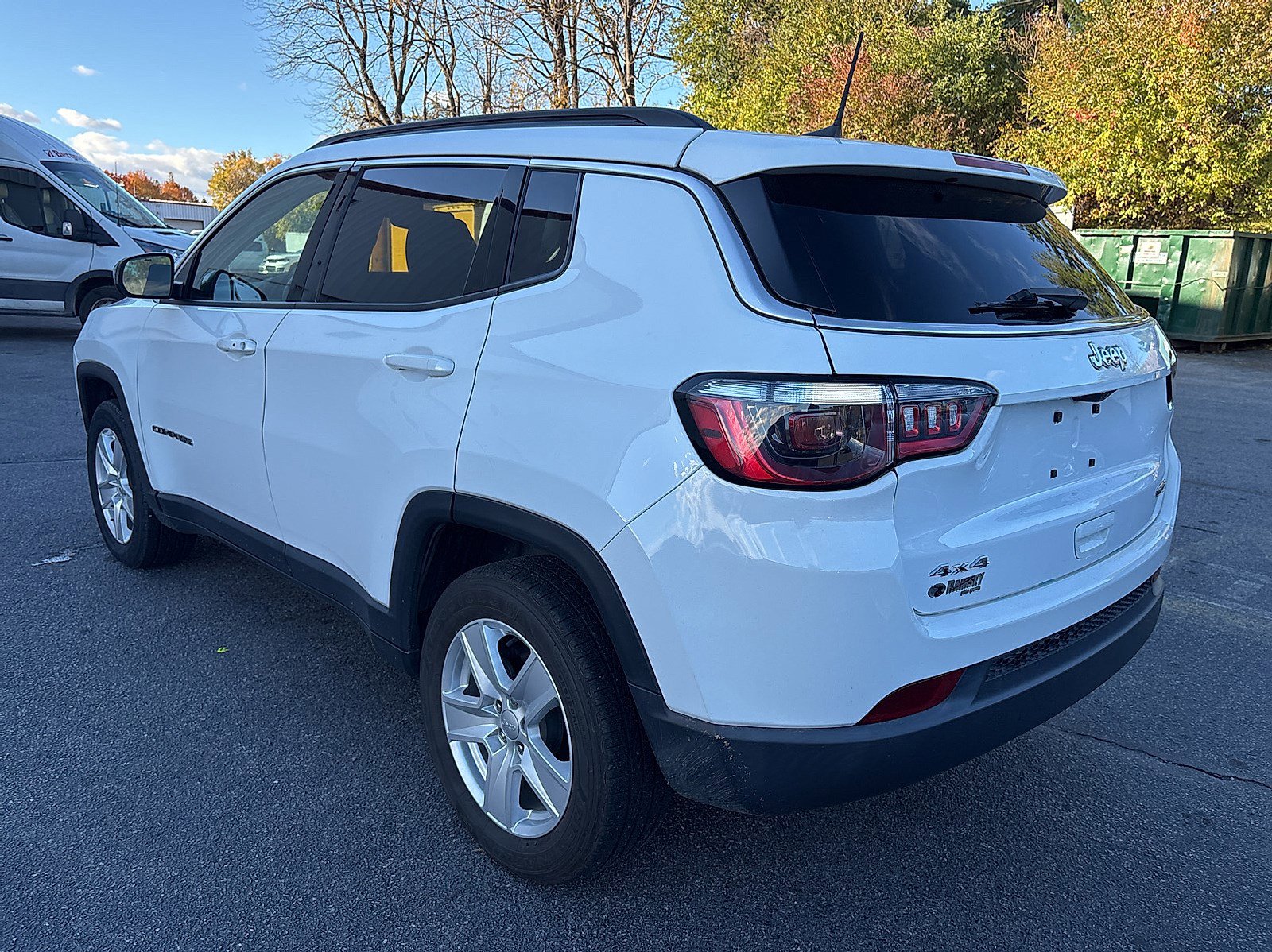 2022 Jeep Compass Latitude photo 3