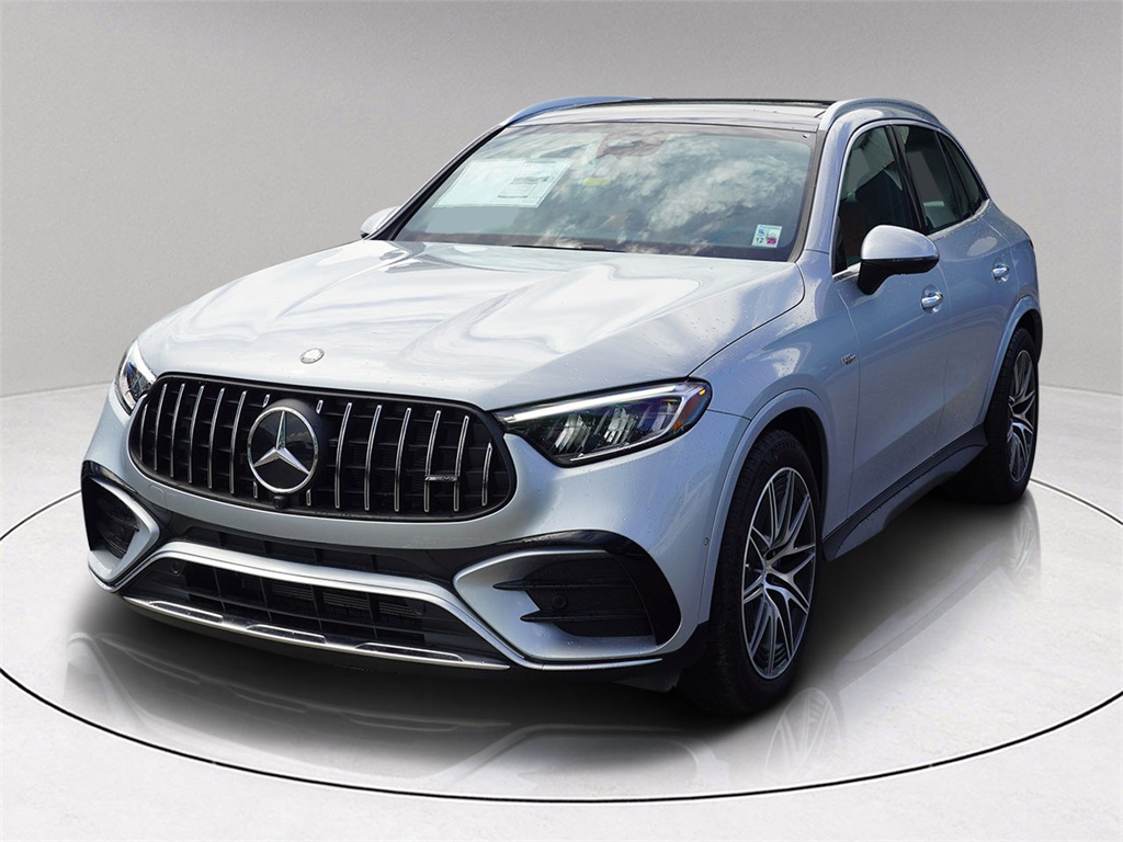 2025 Mercedes Benz GLC AMG 43 4MATIC photo 3