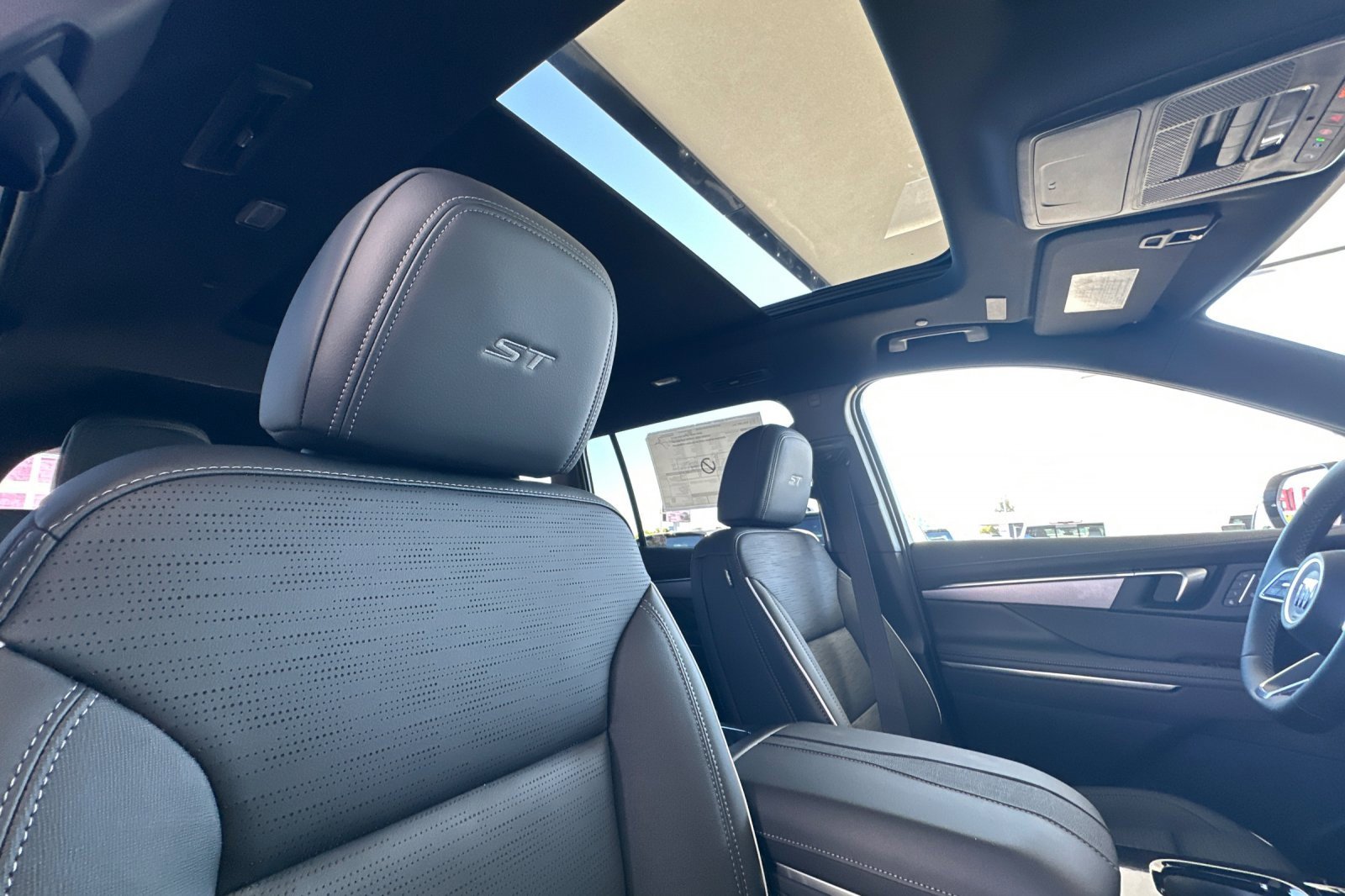 2026 Buick Enclave Sport Touring photo 16