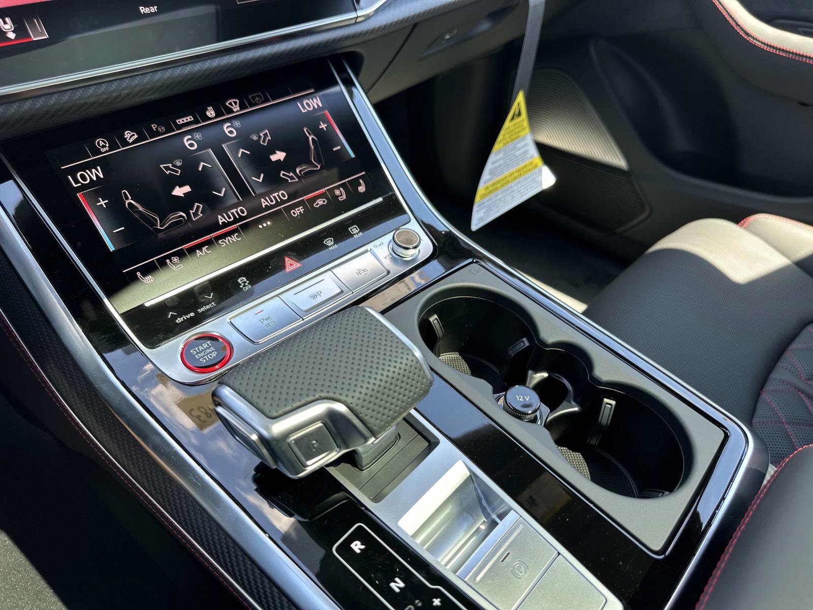 2026 Audi SQ8 Prestige photo 23