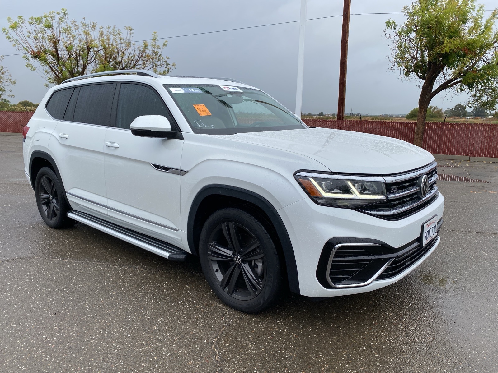 2022 Volkswagen Atlas V6 SEL R-Line photo 3