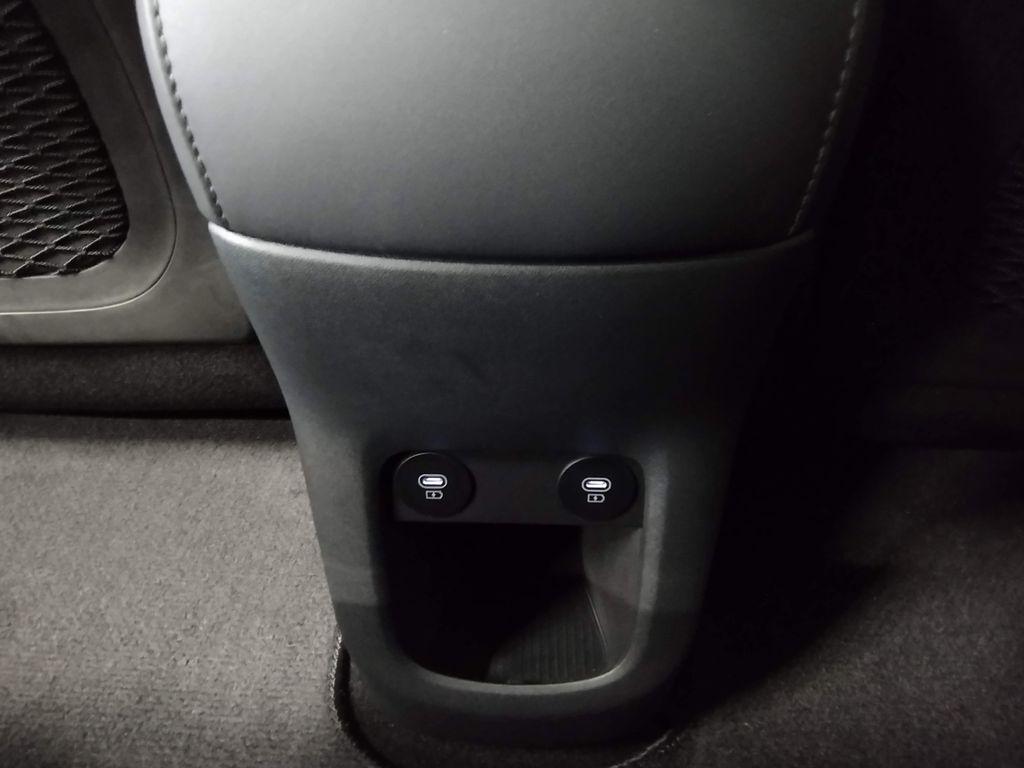 2025 Hyundai Ioniq 5 photo 30