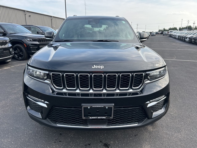 2025 Jeep Grand Cherokee Limited photo 3