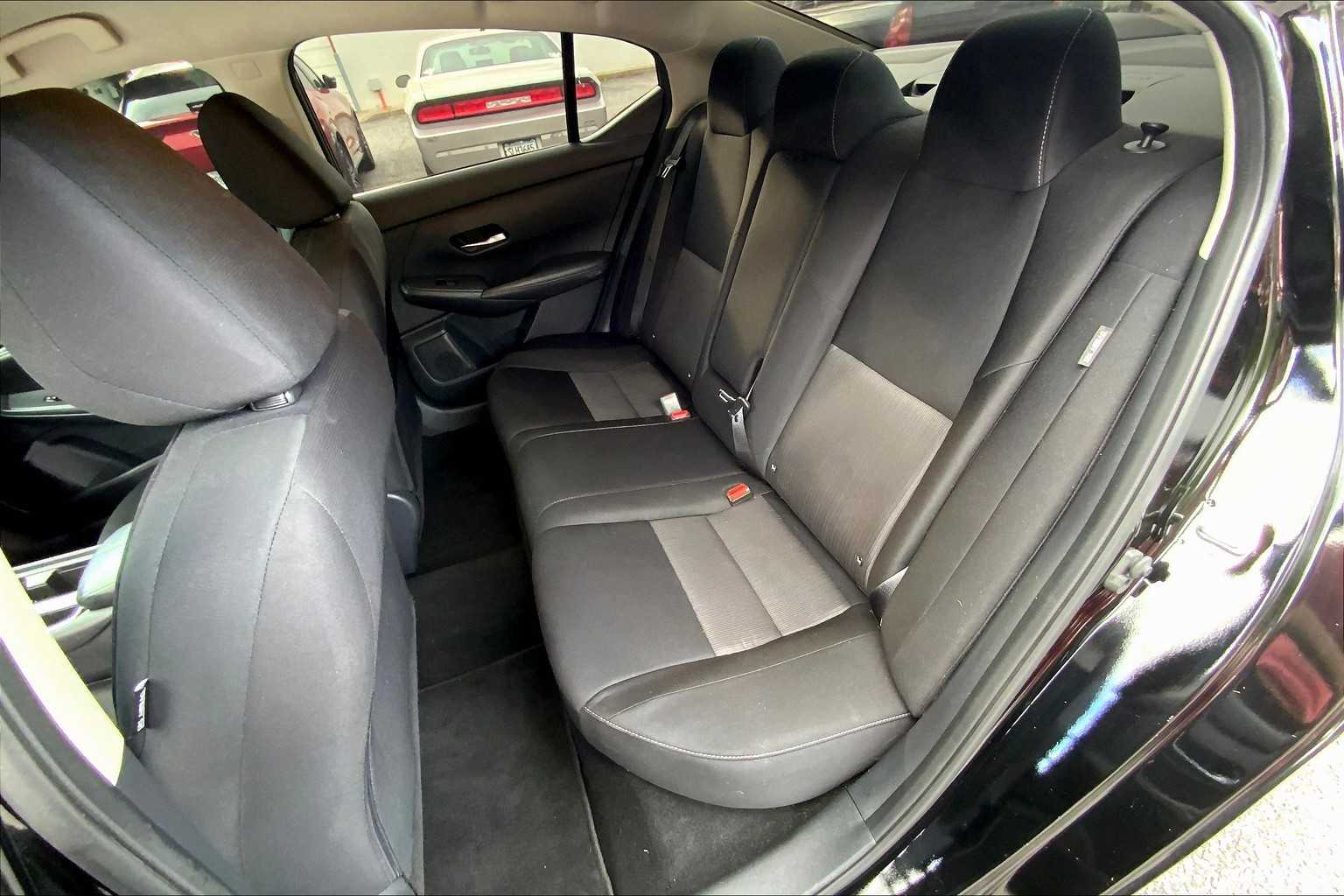 2021 Nissan Sentra SV photo 19