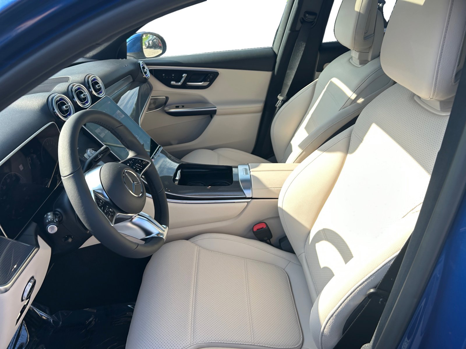 2025 Mercedes Benz GLC 350e 4MATIC photo 14