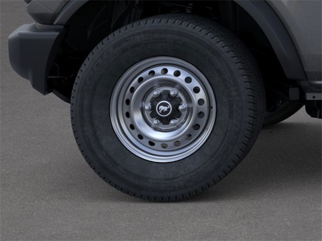 2025 Ford Bronco Base photo 17