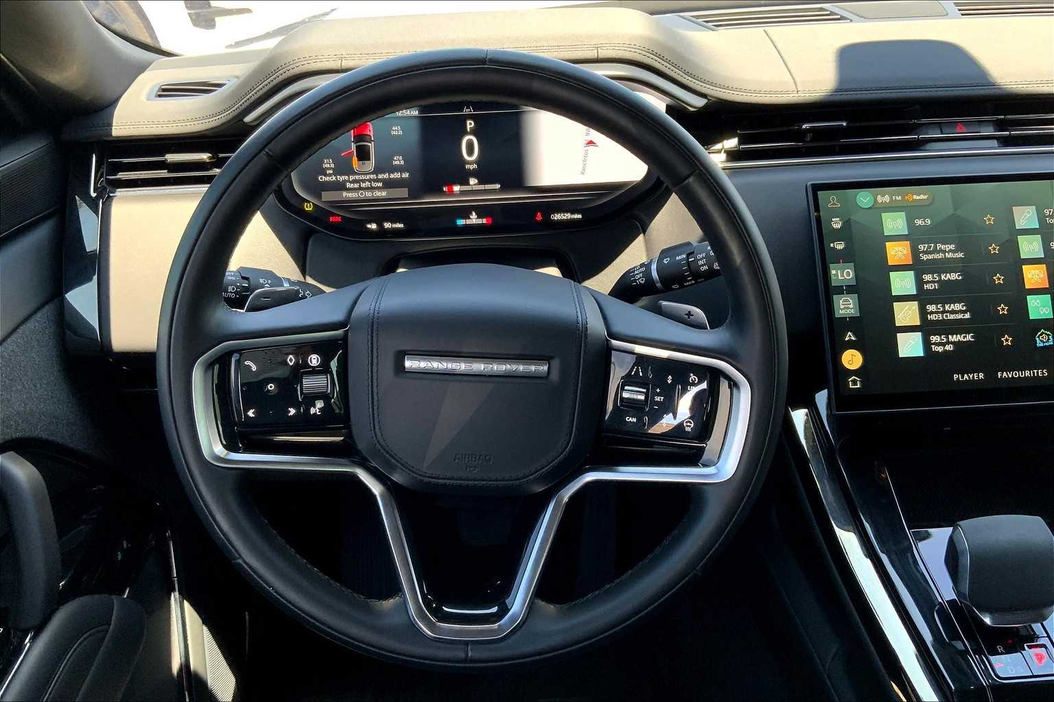2024 Land Rover Range Rover Sport SE photo 4