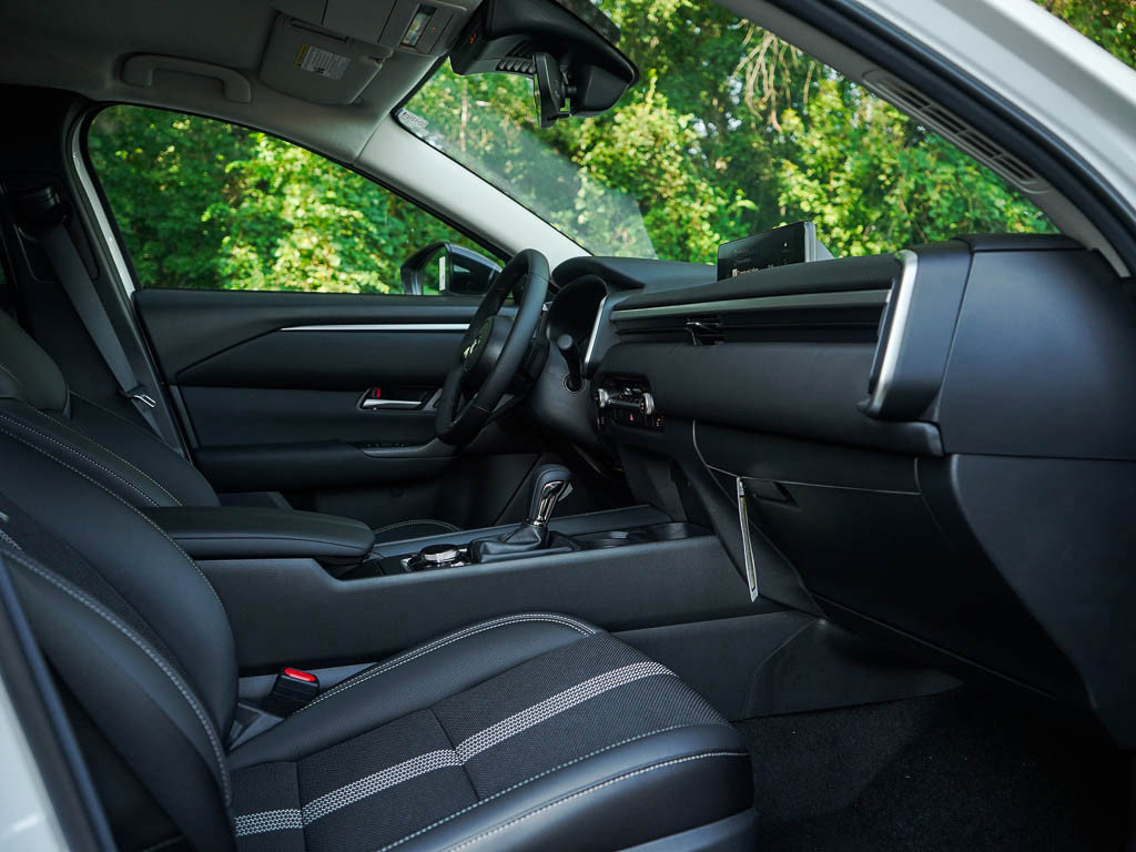 2025 Mazda CX-50 2.5 Select photo 9