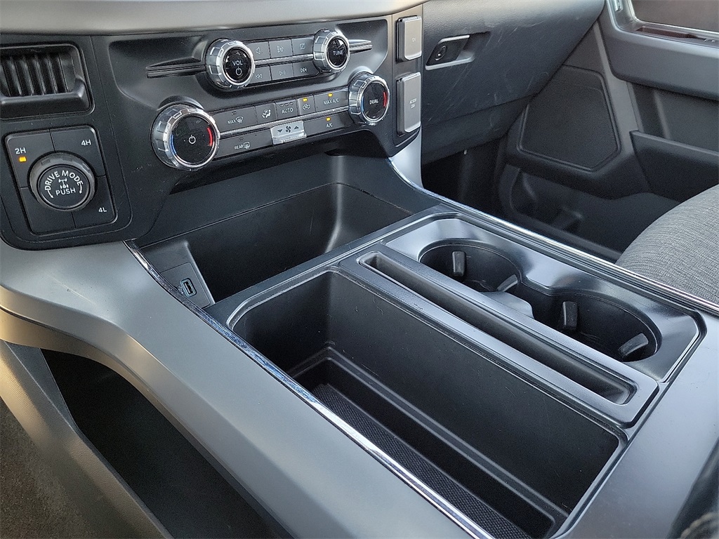 2024 Ford F-150 XLT photo 23