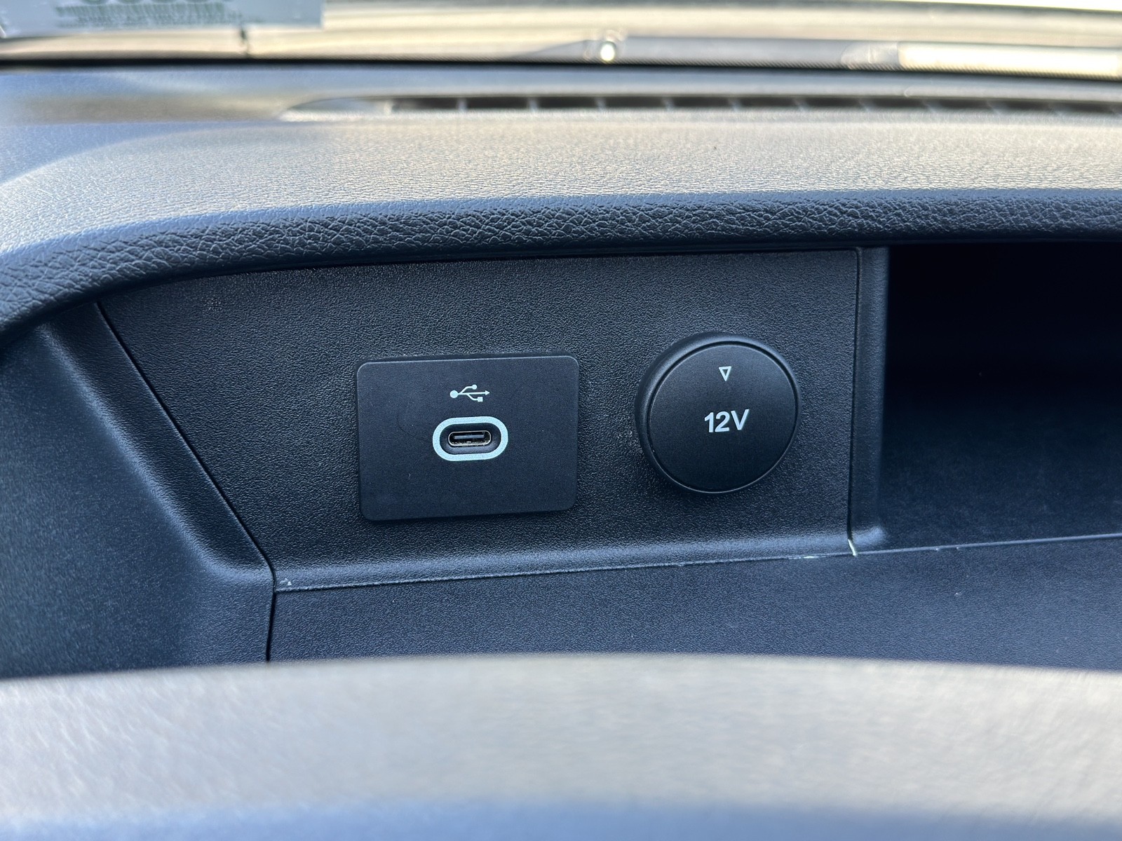2023 Ford Transit photo 23