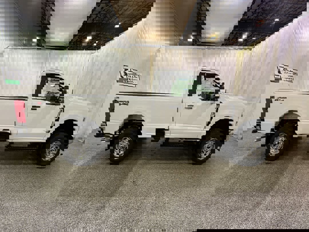 2026 Ford F-350 XL photo 2