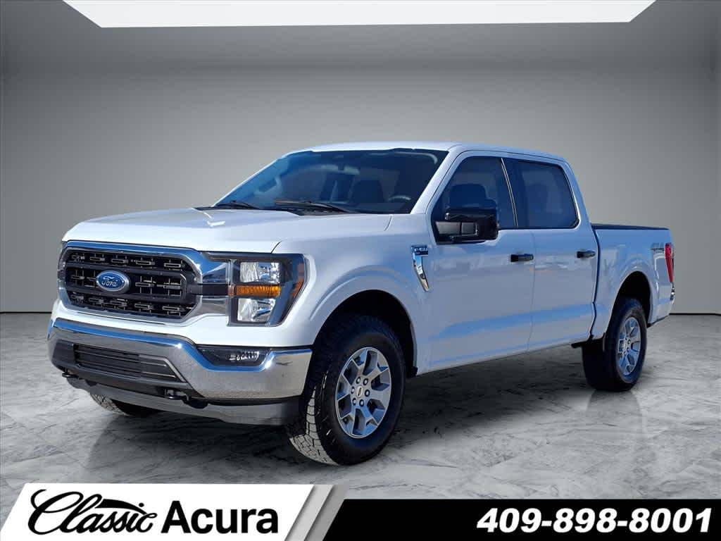 2023 Ford F-150 XLT photo 2