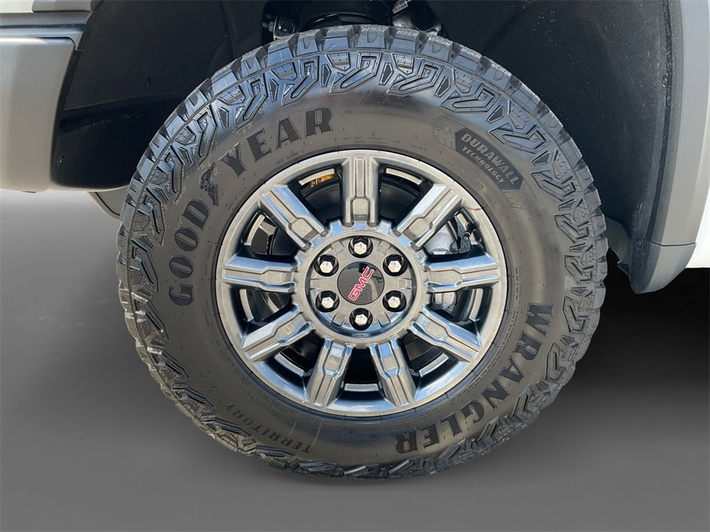 2025 Gmc Sierra 1500 AT4X photo 13