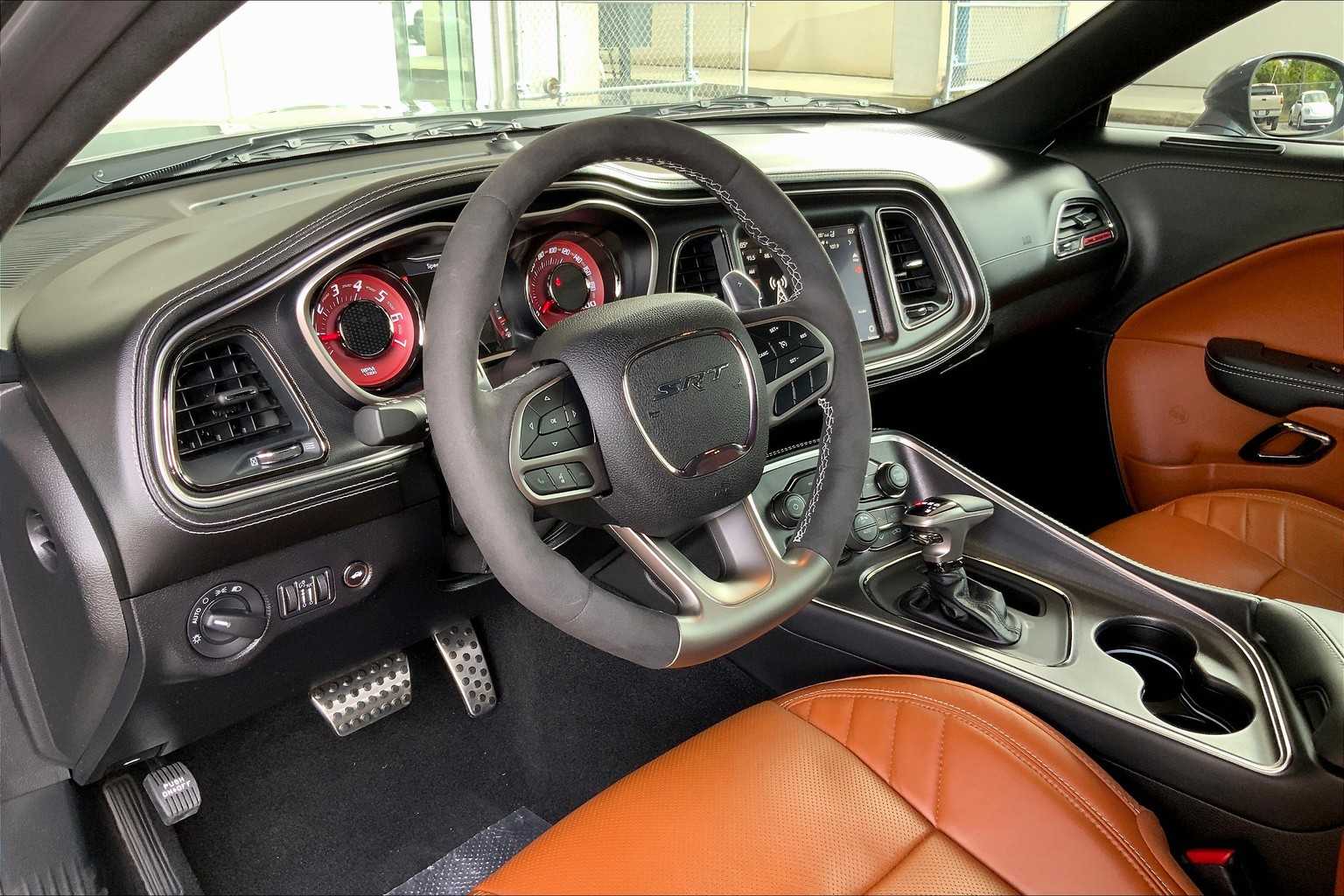 2023 Dodge Challenger SRT8 Hellcat photo 16