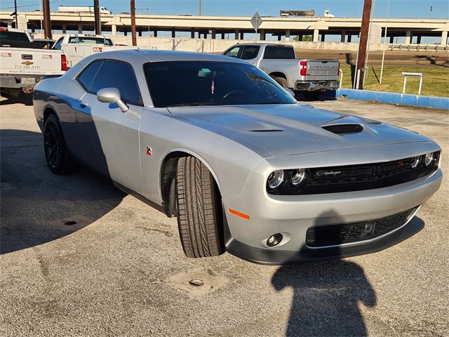2023 Dodge Challenger R/T's photo
