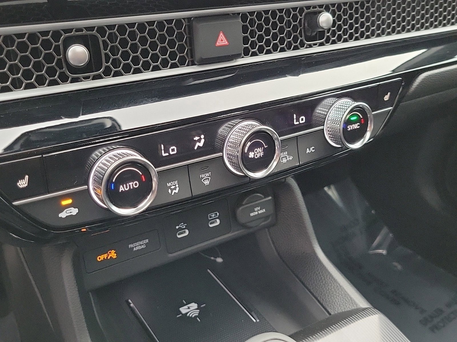 2025 Honda Civic Hybrid Sport Touring photo 28