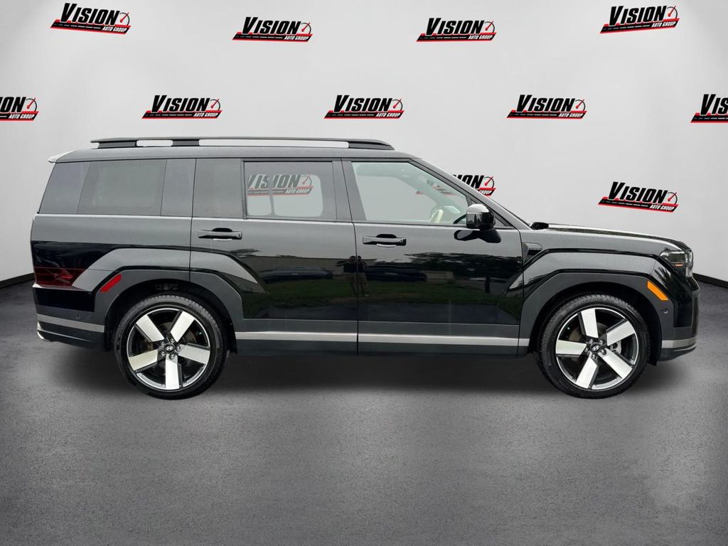 2024 Hyundai Santa Fe Limited photo 4