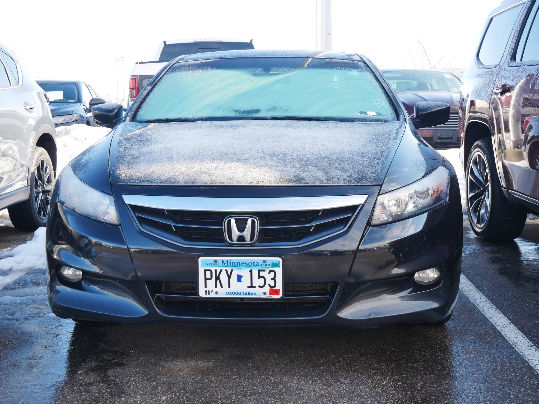 Used 2011 Honda Accord EX-L V6 with VIN 1HGCS2B89BA004830 for sale in Brooklyn Center, Minnesota