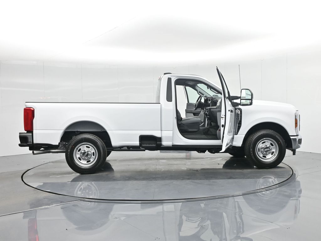 2025 Ford F-250 Super Duty XL
