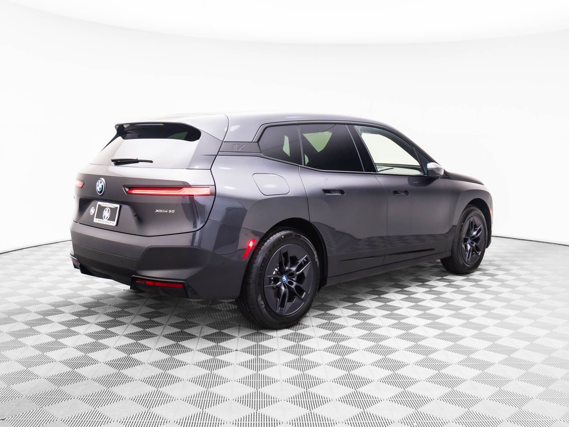 2025 Bmw iX photo 2