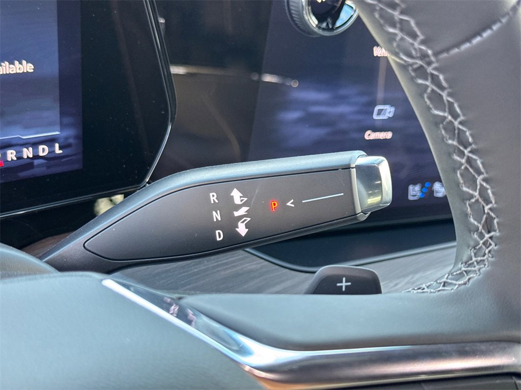 2025 Chevrolet Tahoe Premier photo 15